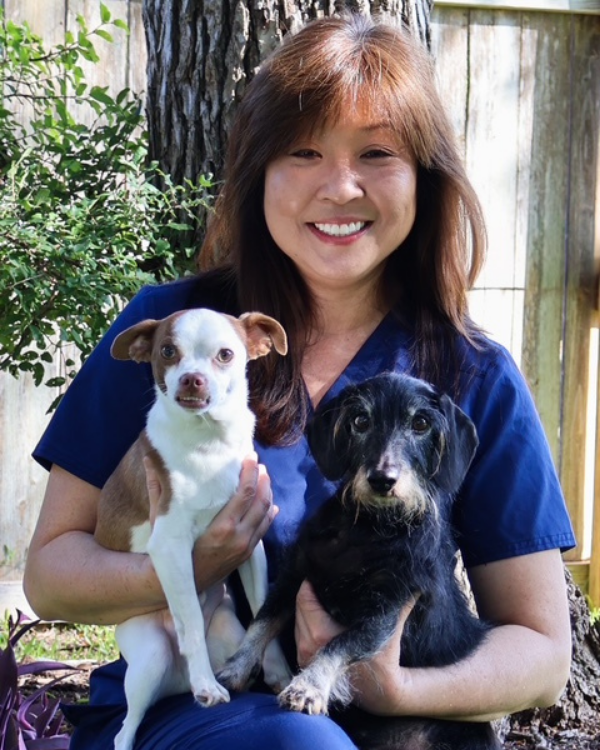 Dr. Laurie Kim, DVM